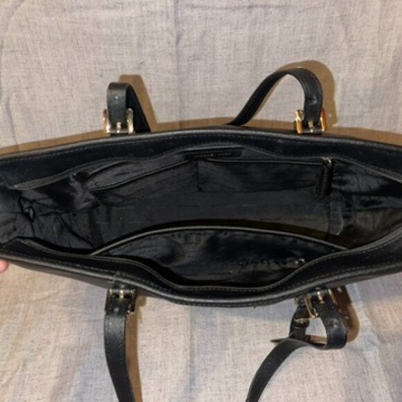 Michael Kors Outlet Black Jet Set Travel Large Saffiano Leather Tote Bag - Picture 7 of 12